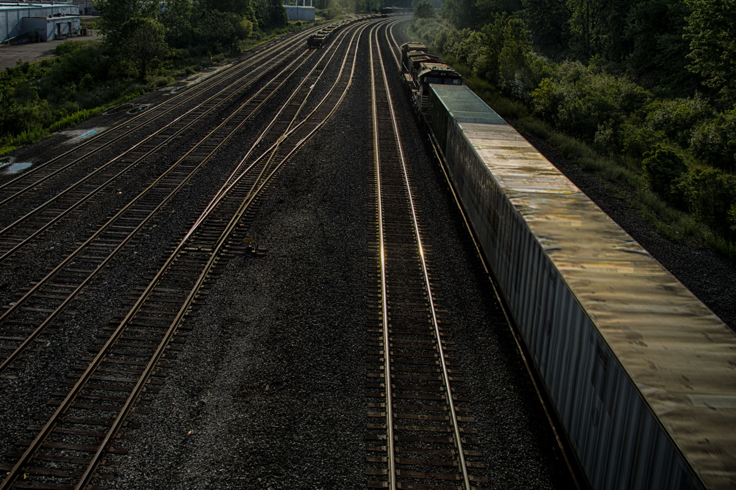 Train passing through Elyria